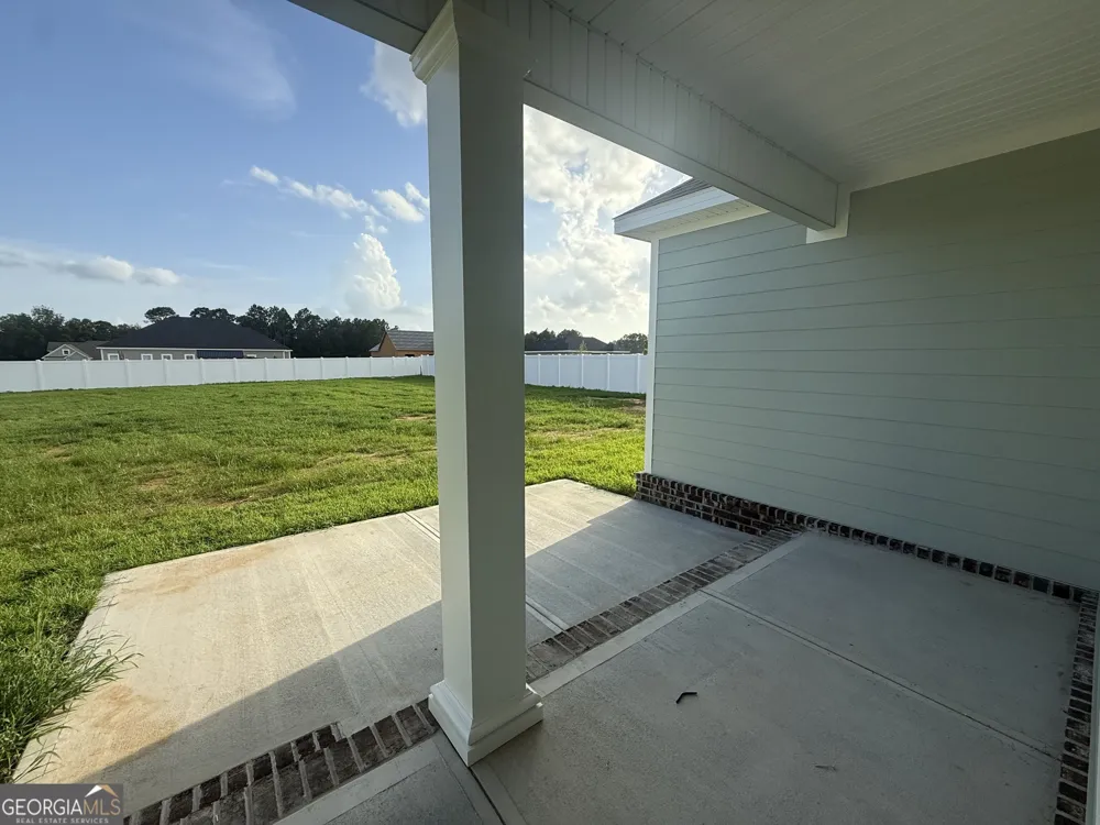 120 Pin Oak Lane Statesboro, GA 30458