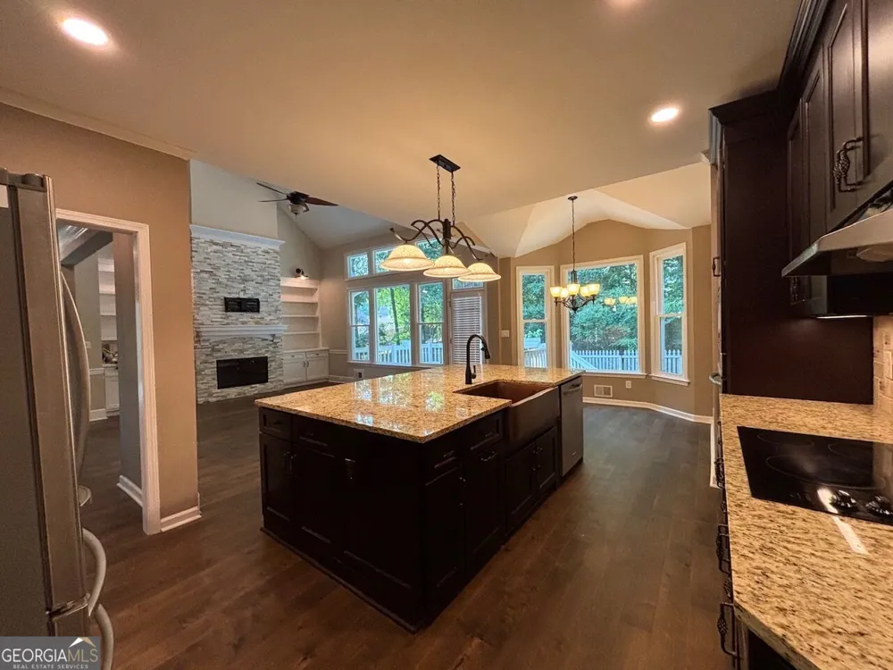 109 Lexington PASS Peachtree City, GA 30269