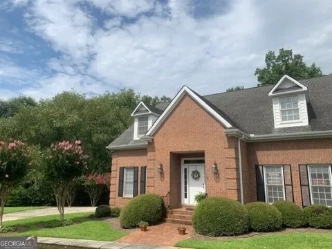 112 Covington PL