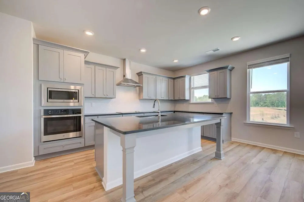 672 Leafy Branch WAY McDonough, GA 30253