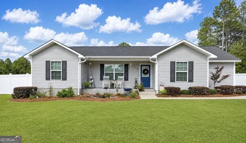 813 HESTER DR