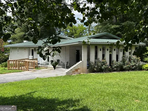 208 Kentucky DR NE