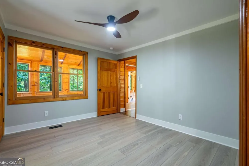 225 Cherokee CIR Ellijay, GA 30536