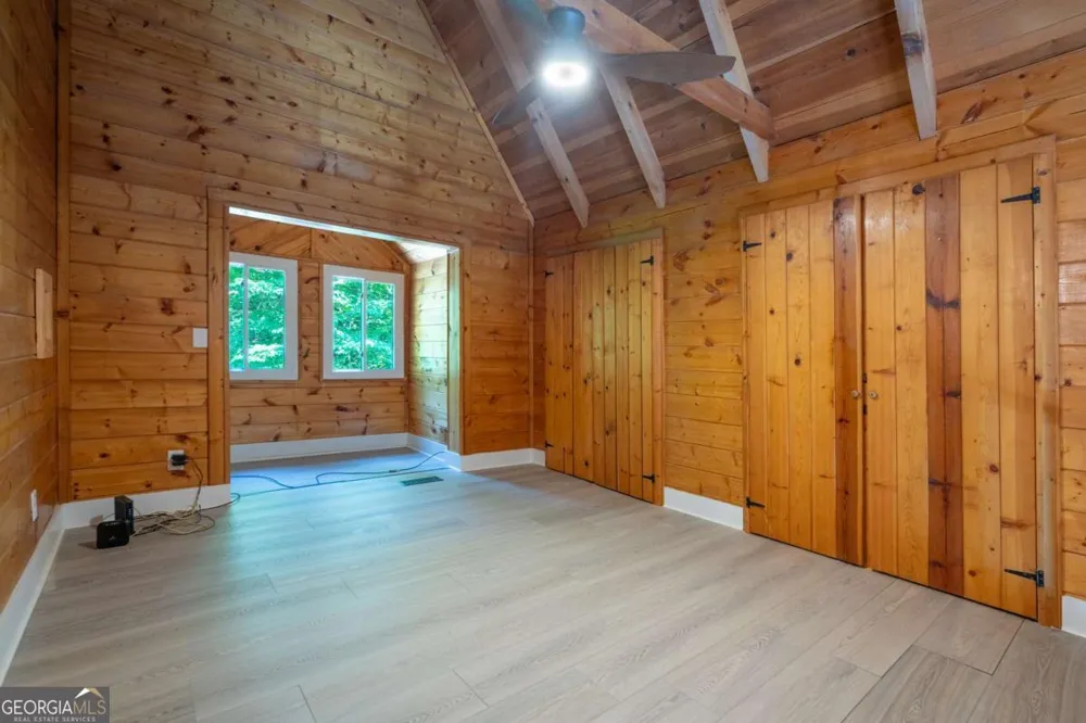 225 Cherokee CIR Ellijay, GA 30536
