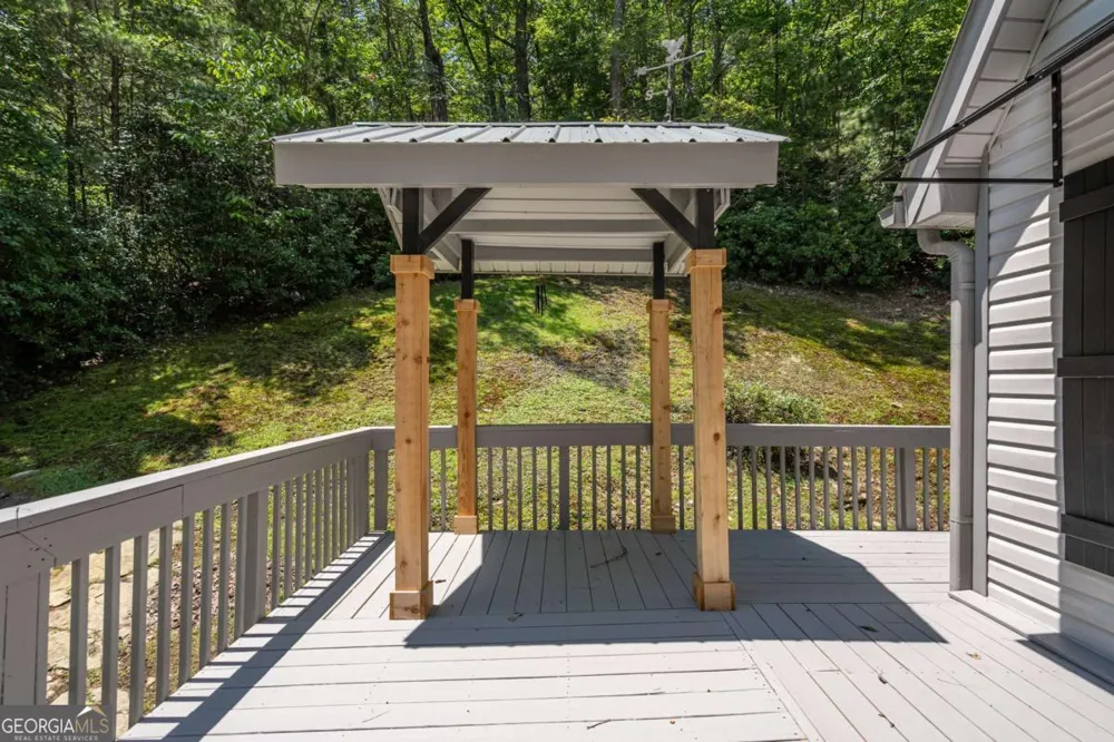 225 Cherokee CIR Ellijay, GA 30536