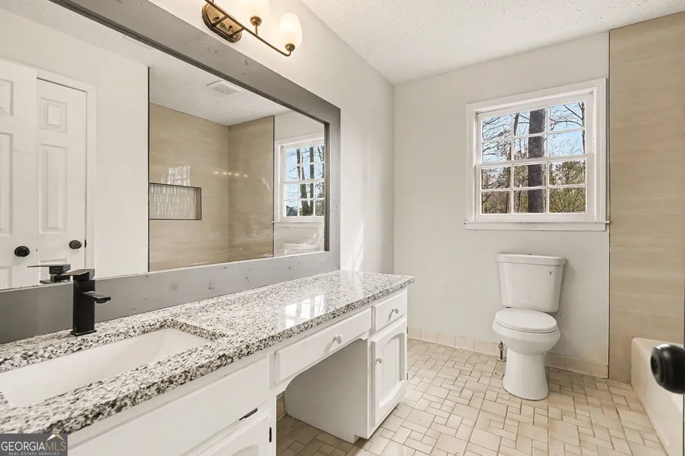 4550 Trumble TER Snellville, GA 30039