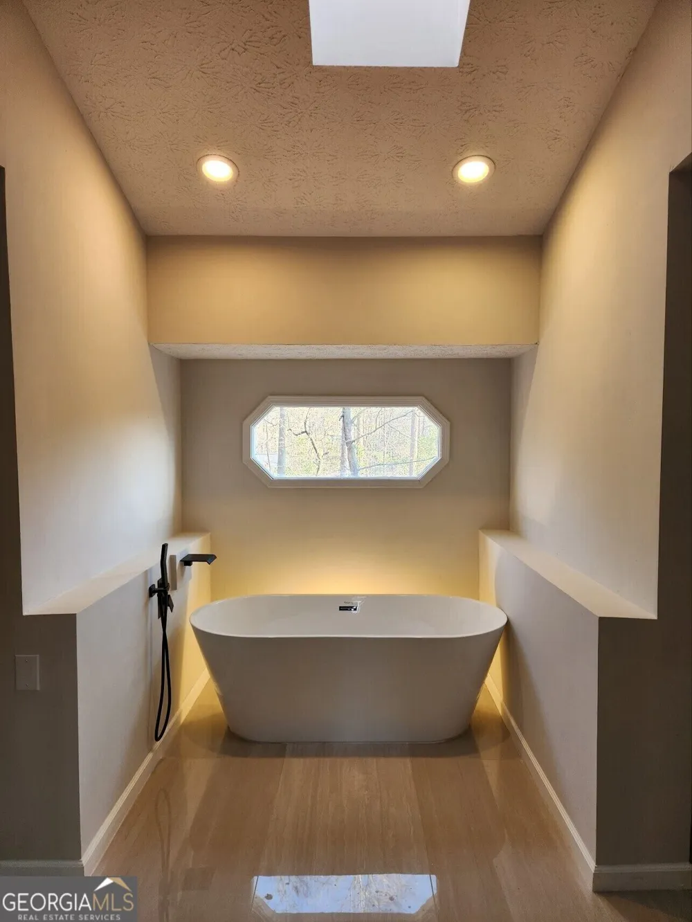 4550 Trumble TER Snellville, GA 30039