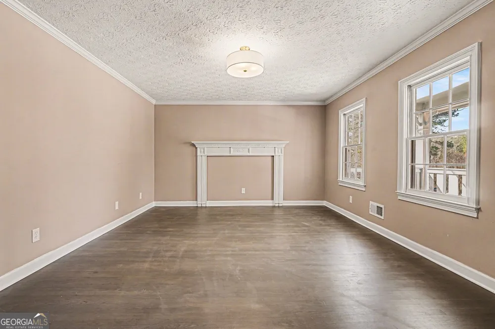 4550 Trumble TER Snellville, GA 30039