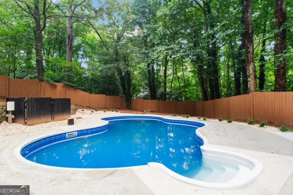 4321 King Springs RD SE Smyrna, GA 30082