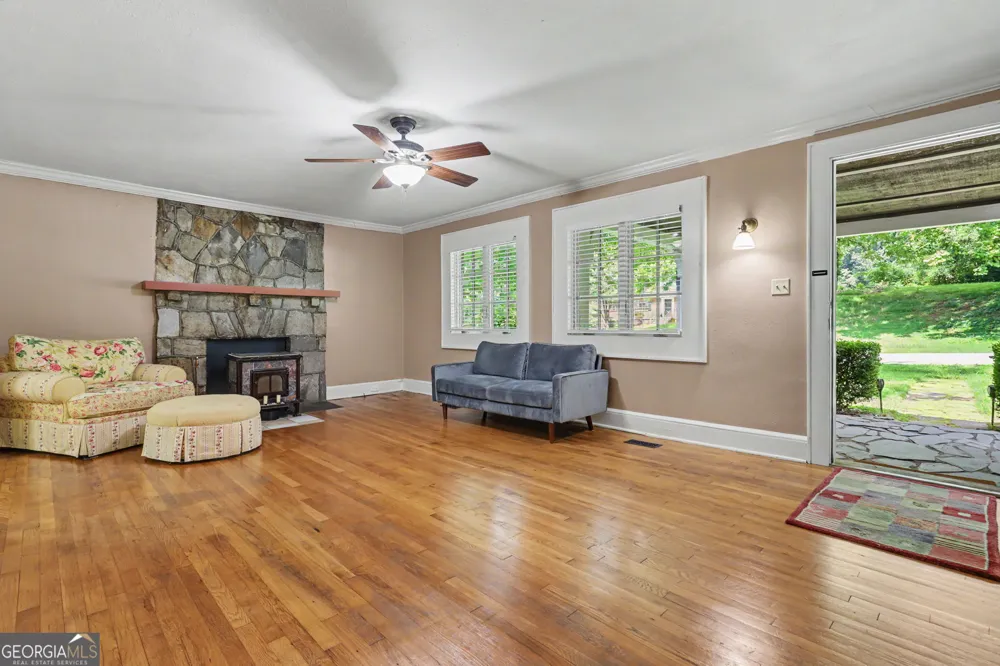 681 Old 441 S Clayton, GA 30525