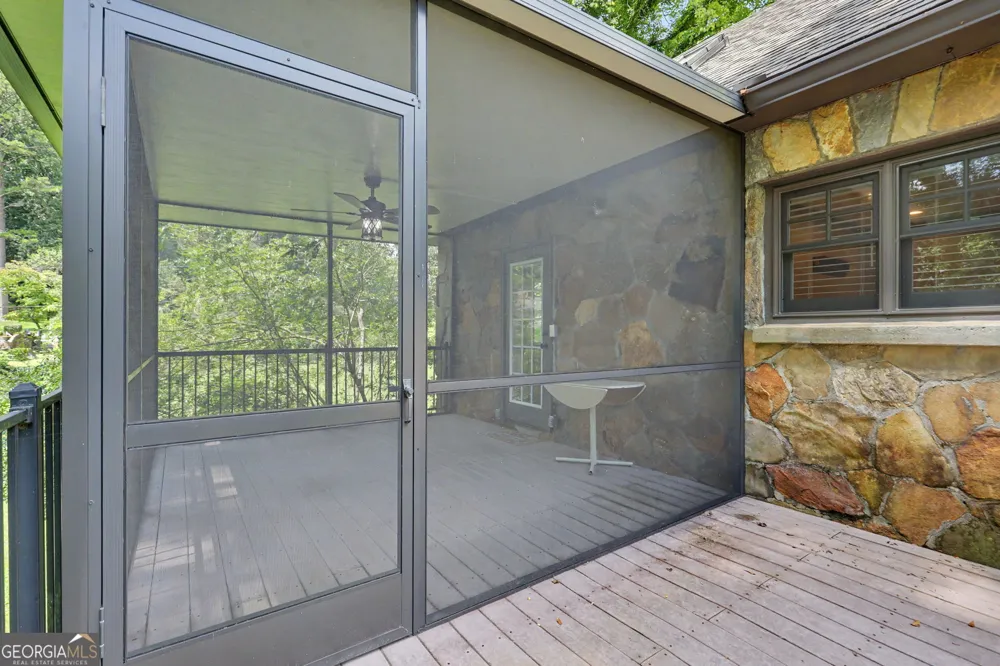681 Old 441 S Clayton, GA 30525