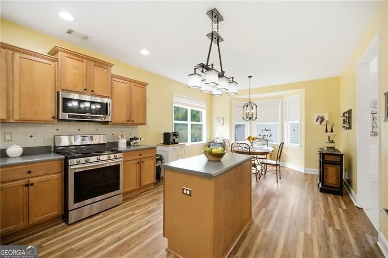 171 Mill Creek DR Canton, GA 30115