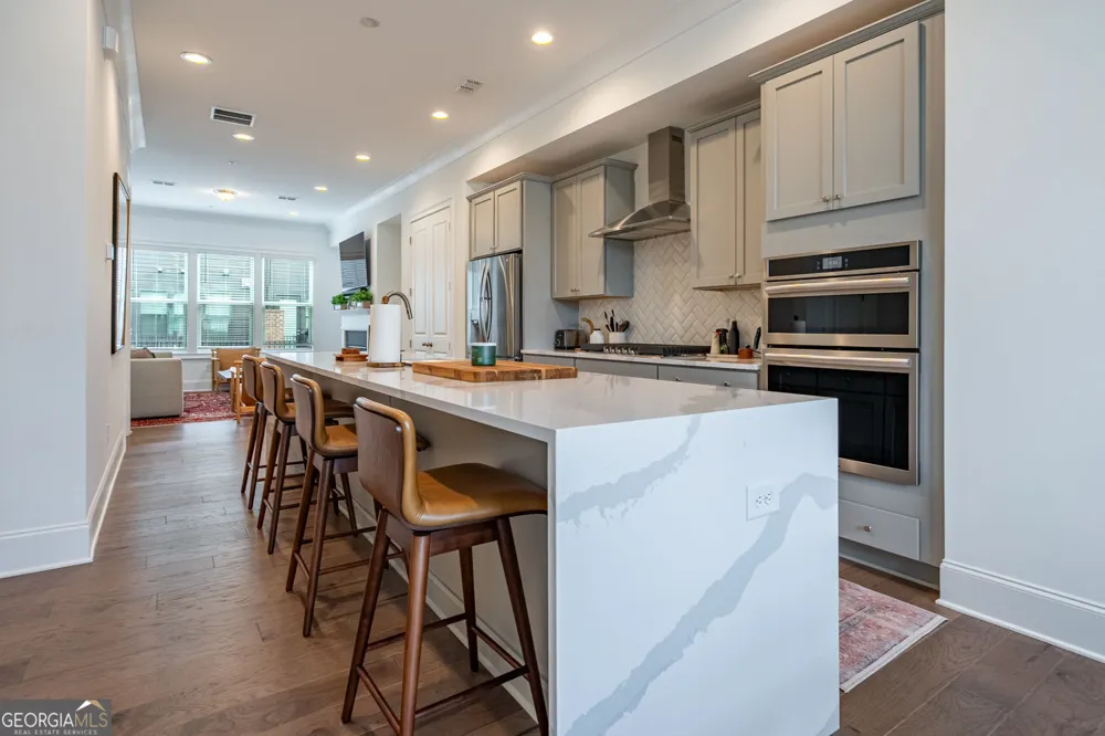 6794 Encore BLVD Sandy Springs, GA 30328