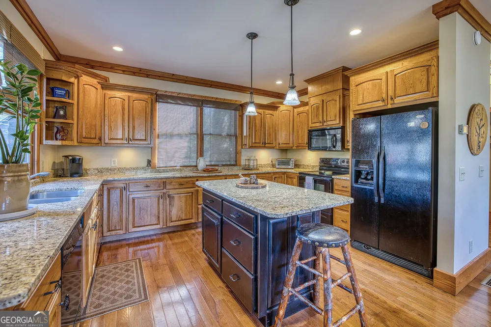 43 Seasons View CT Clarkesville, GA 30523