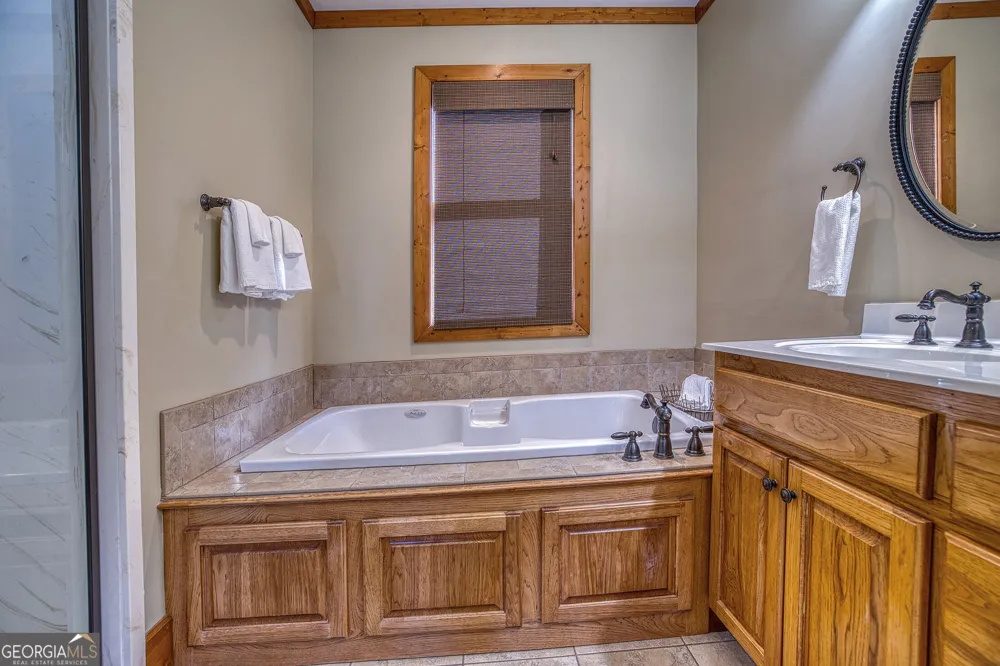 43 Seasons View CT Clarkesville, GA 30523