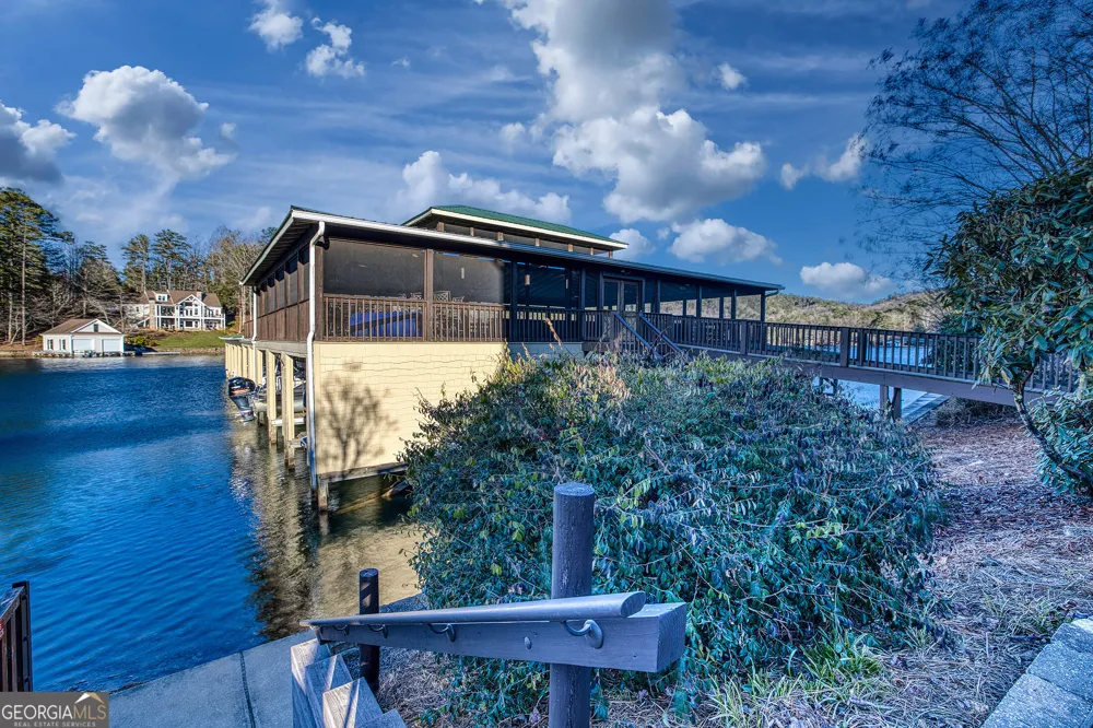 43 Seasons View CT Clarkesville, GA 30523
