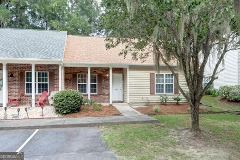 10 Chaintree DR