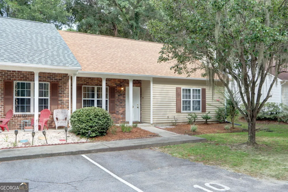 10 Chaintree DR Savannah, GA 31419