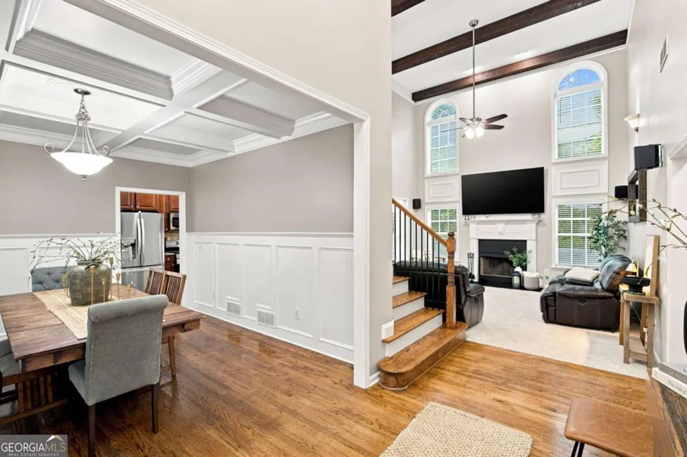 6034 Silver Lace LN NW Acworth, GA 30101