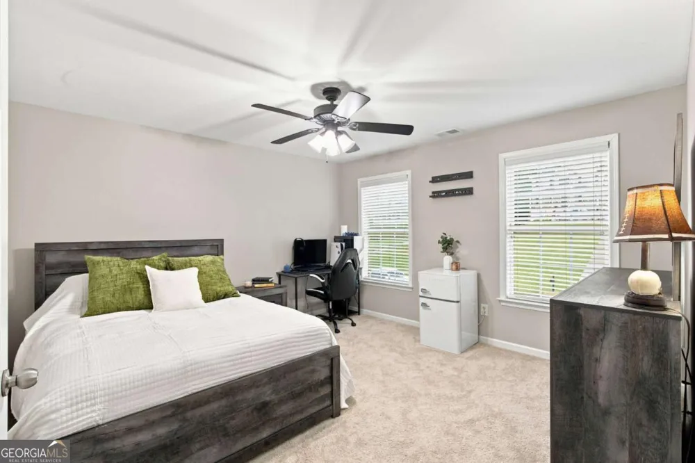 6034 Silver Lace LN NW Acworth, GA 30101