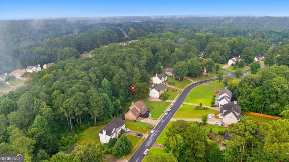 6034 Silver Lace LN NW Acworth, GA 30101