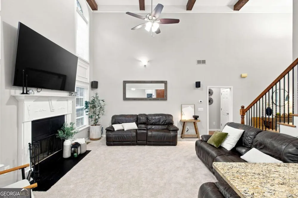 6034 Silver Lace LN NW Acworth, GA 30101