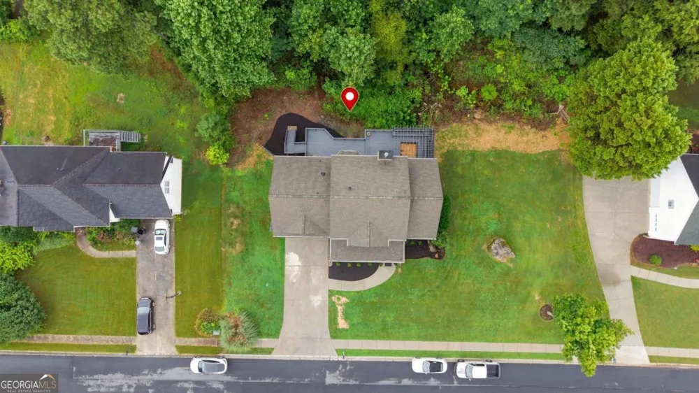 6034 Silver Lace LN NW Acworth, GA 30101