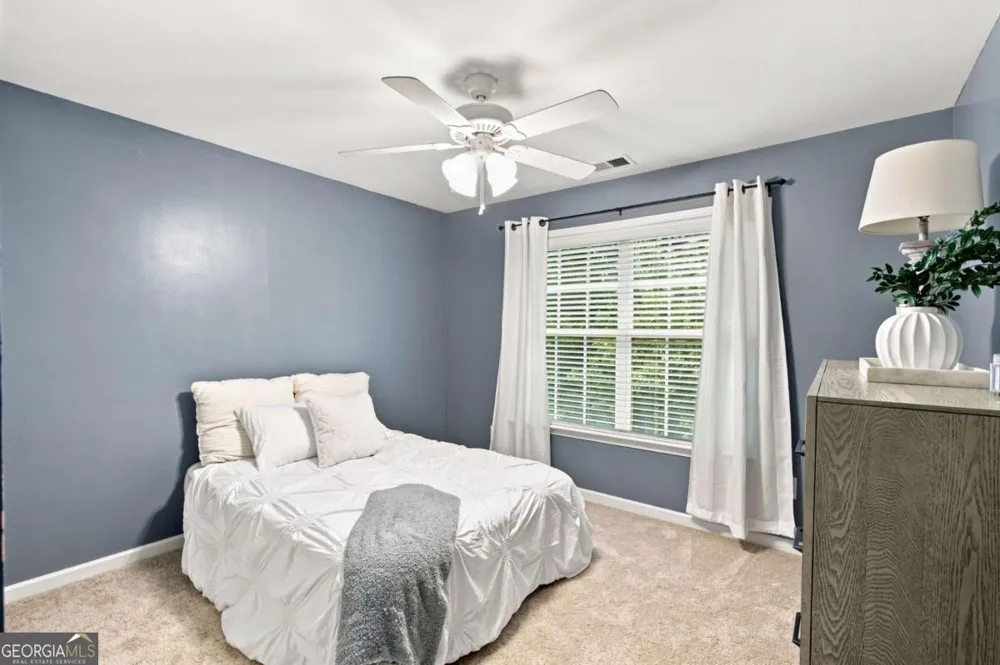 6034 Silver Lace LN NW Acworth, GA 30101