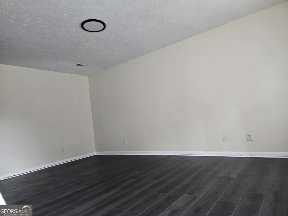 200 Washington ST Barnesville, GA 30204