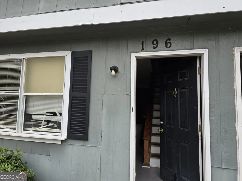 200 Washington ST Barnesville, GA 30204