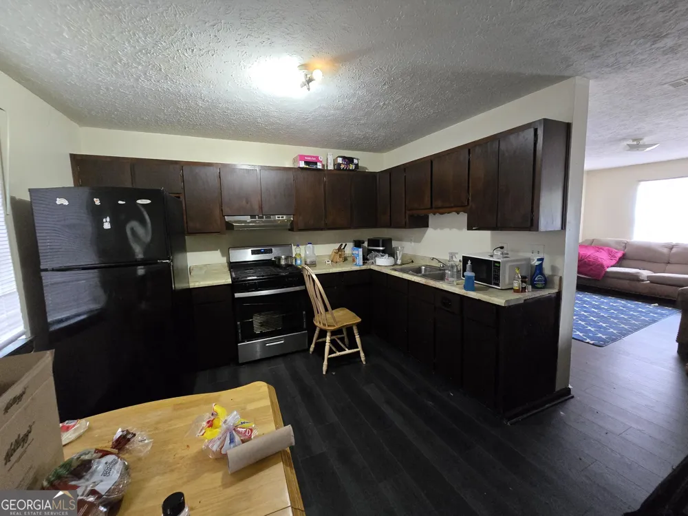 200 Washington ST Barnesville, GA 30204