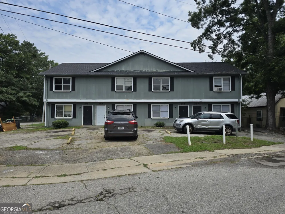 200 Washington ST Barnesville, GA 30204
