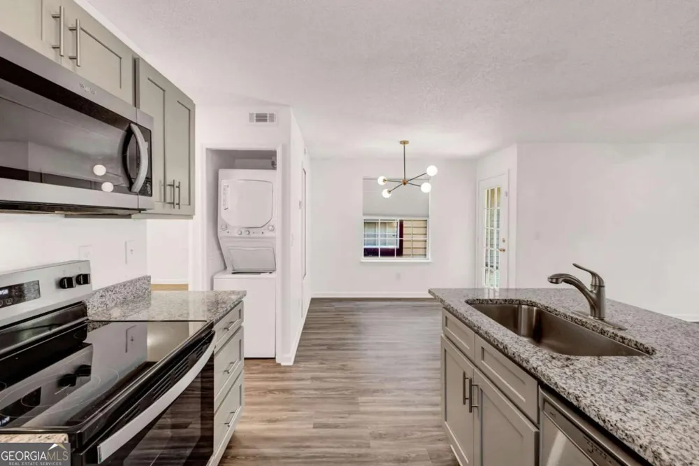 1004 Sandy Lane DR Alpharetta, GA 30022