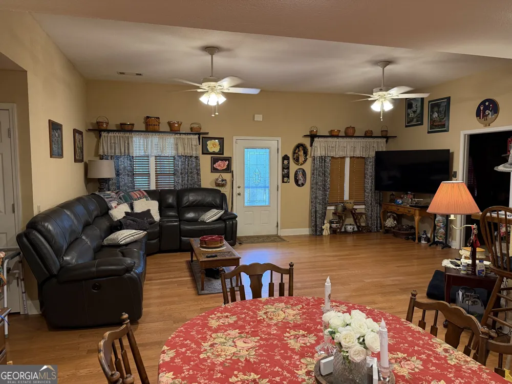 887 Orianna RD East Dublin, GA 31027