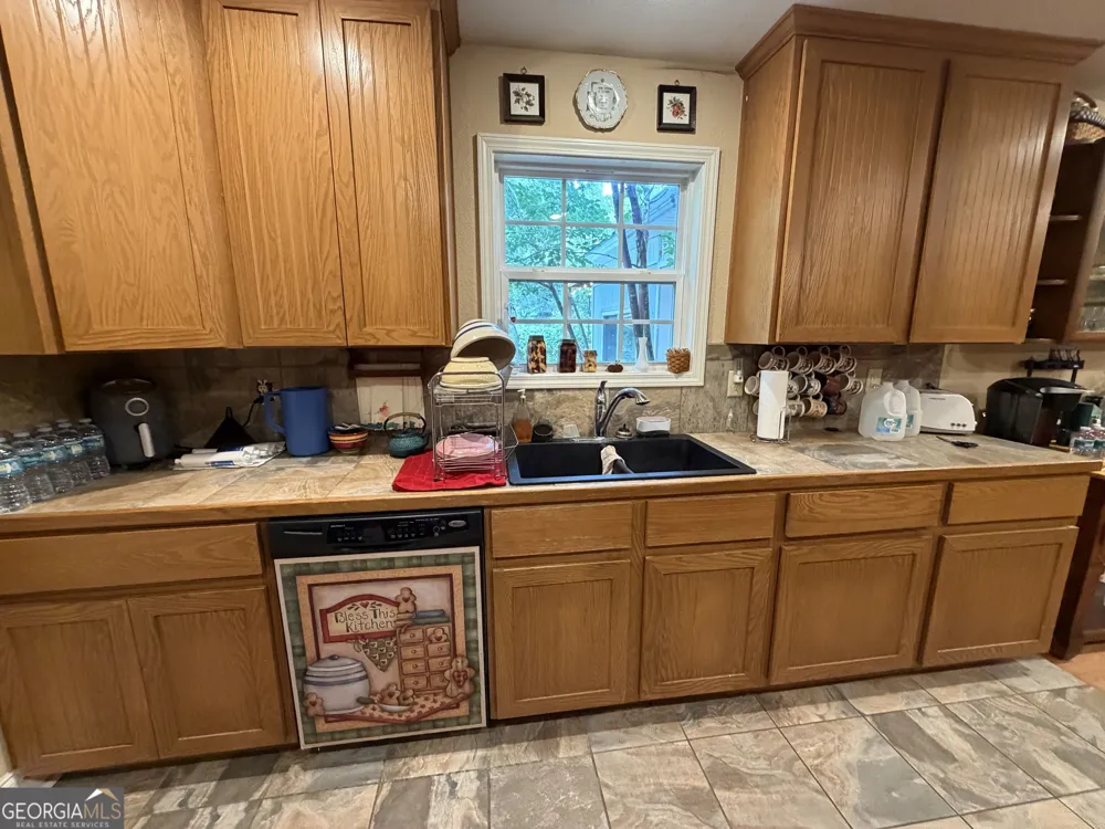 887 Orianna RD East Dublin, GA 31027