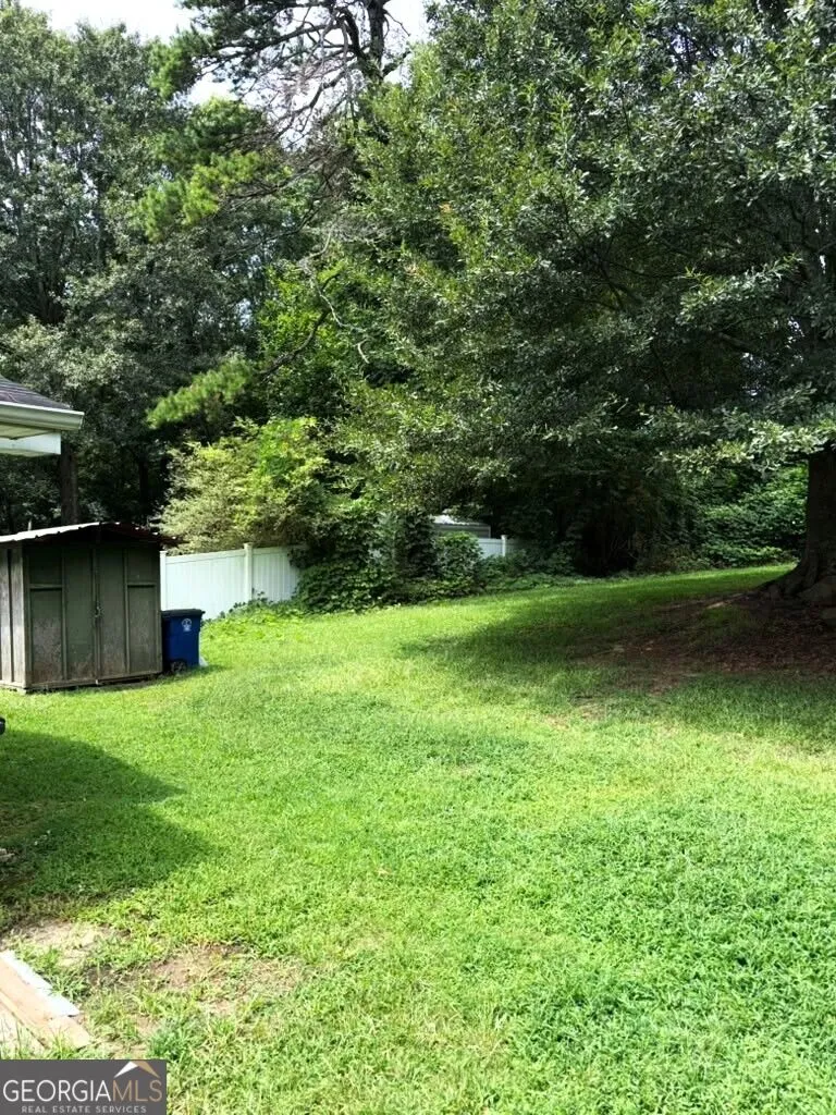 6057 Hill ST Douglasville, GA 30134