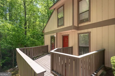 703 Woodcliff DR