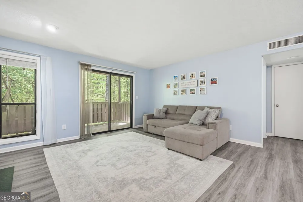 703 Woodcliff DR Sandy Springs, GA 30350