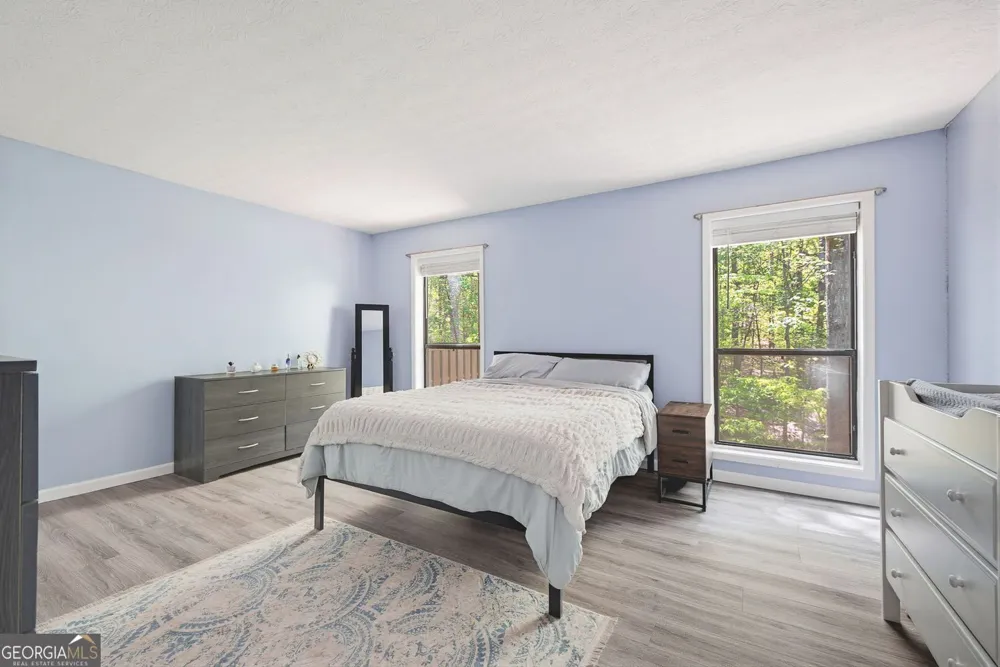 703 Woodcliff DR Sandy Springs, GA 30350
