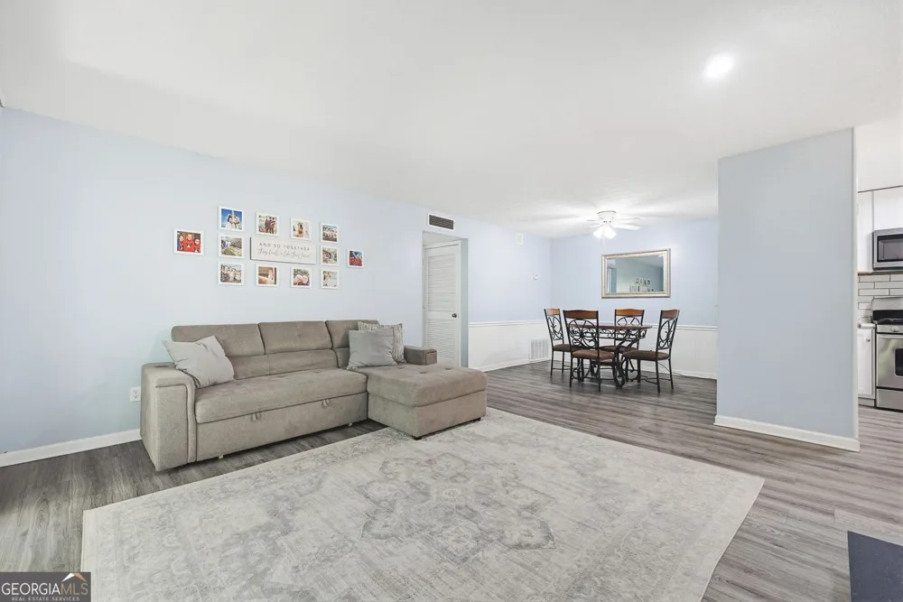 703 Woodcliff DR Sandy Springs, GA 30350