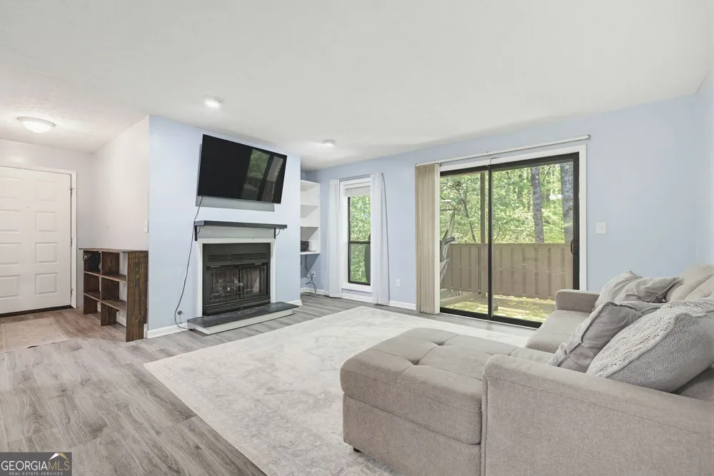 703 Woodcliff DR Sandy Springs, GA 30350