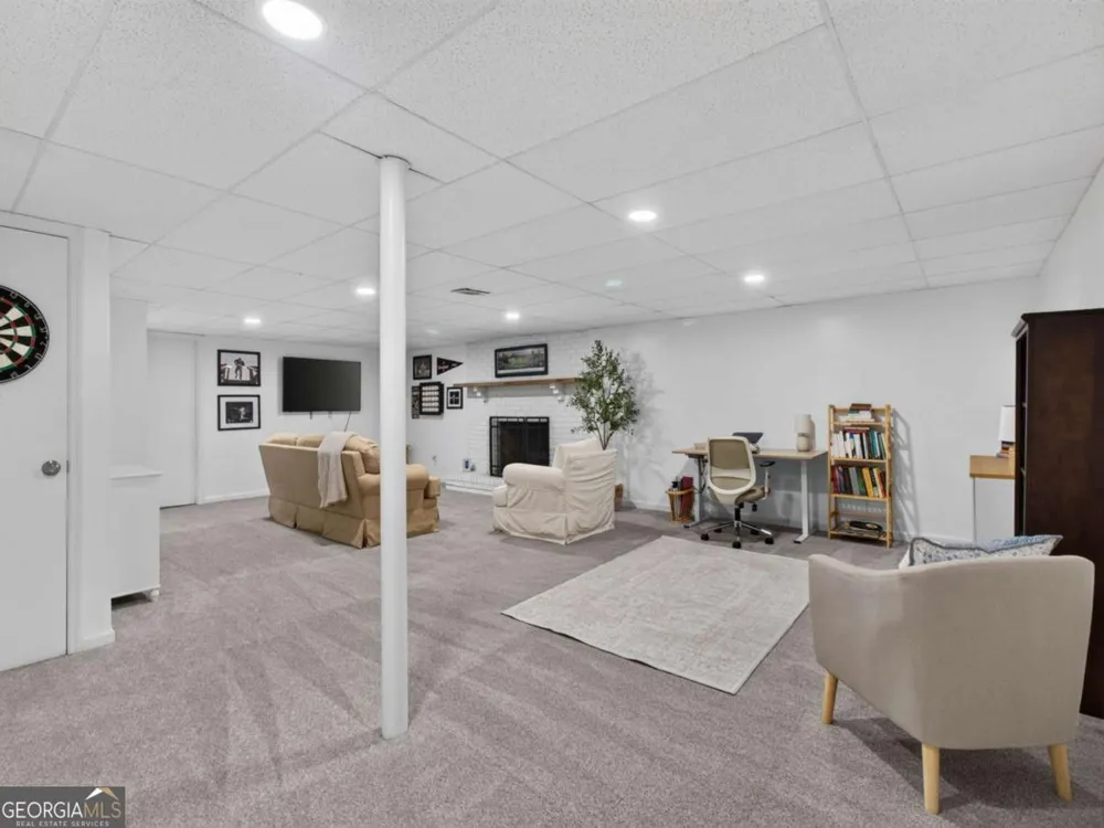 2036 Kellogg Creek RD Acworth, GA 30102