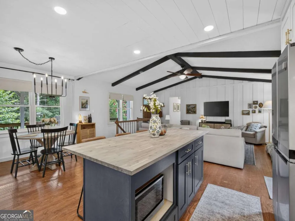 2036 Kellogg Creek RD Acworth, GA 30102