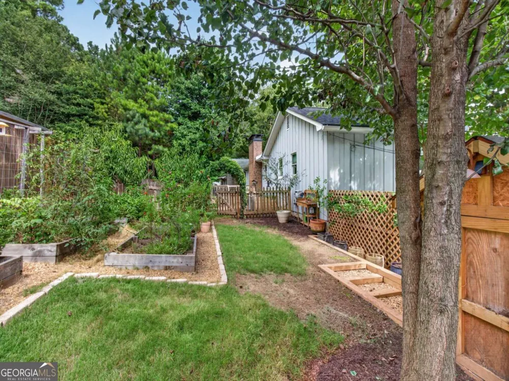 2036 Kellogg Creek RD Acworth, GA 30102