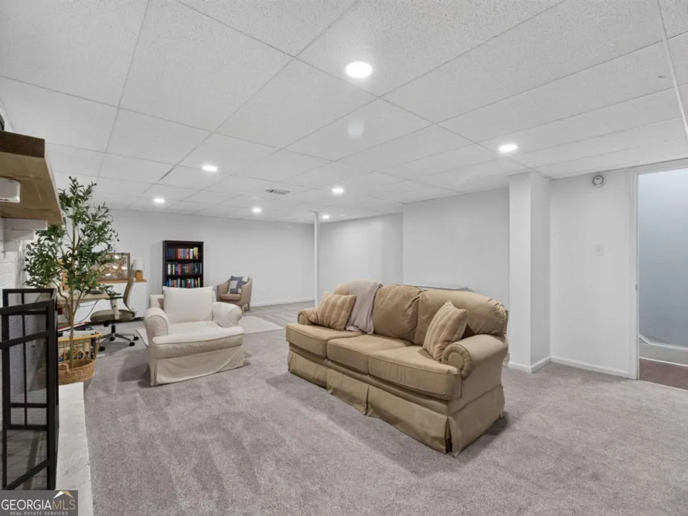 2036 Kellogg Creek RD Acworth, GA 30102