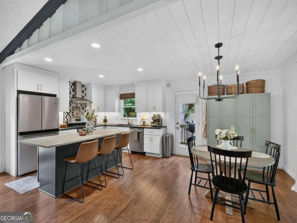 2036 Kellogg Creek RD Acworth, GA 30102
