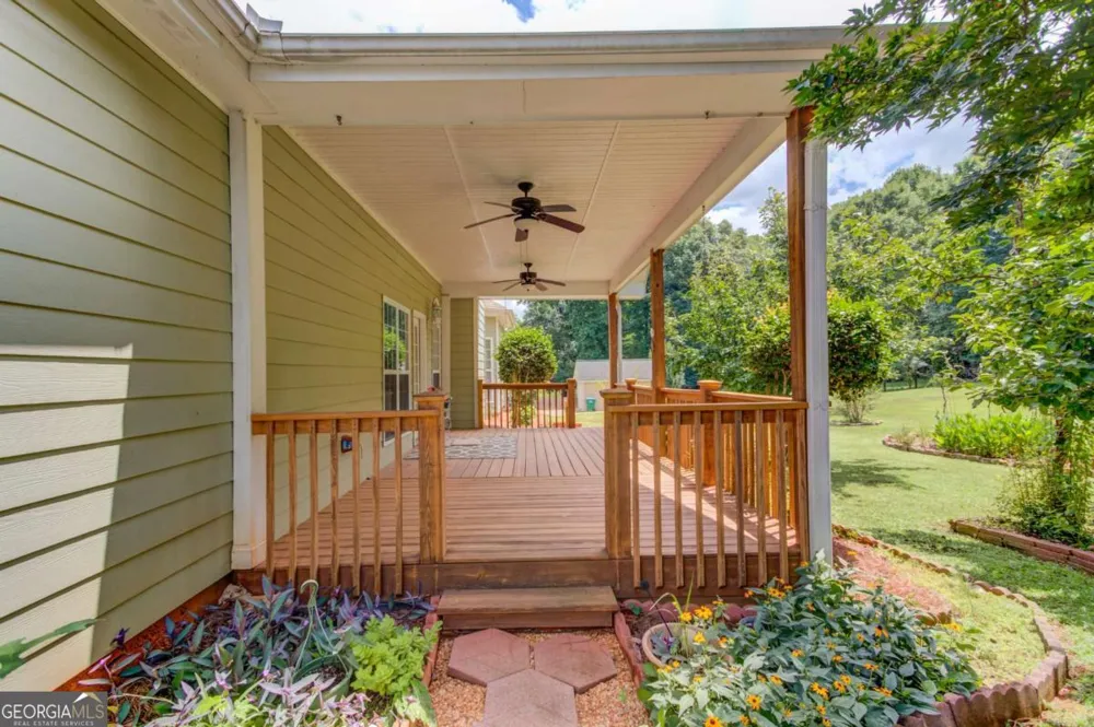 42 Dumar LN Hoschton, GA 30548