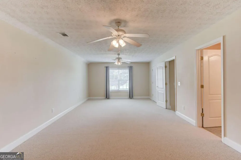 42 Dumar LN Hoschton, GA 30548