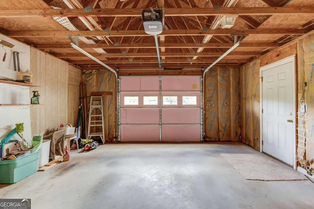 42 Dumar LN Hoschton, GA 30548