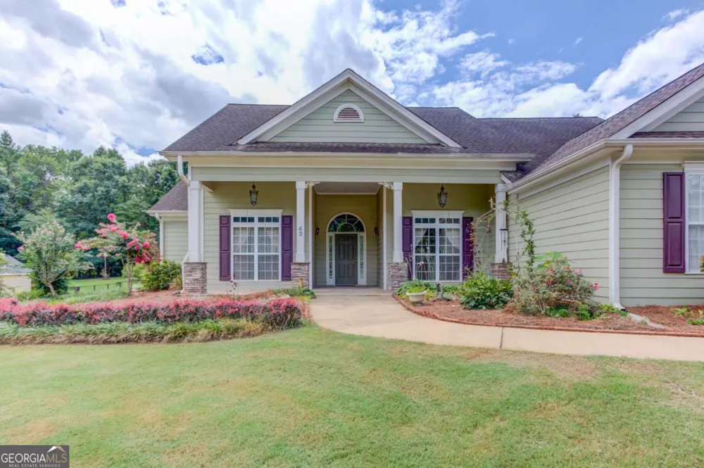 42 Dumar LN Hoschton, GA 30548